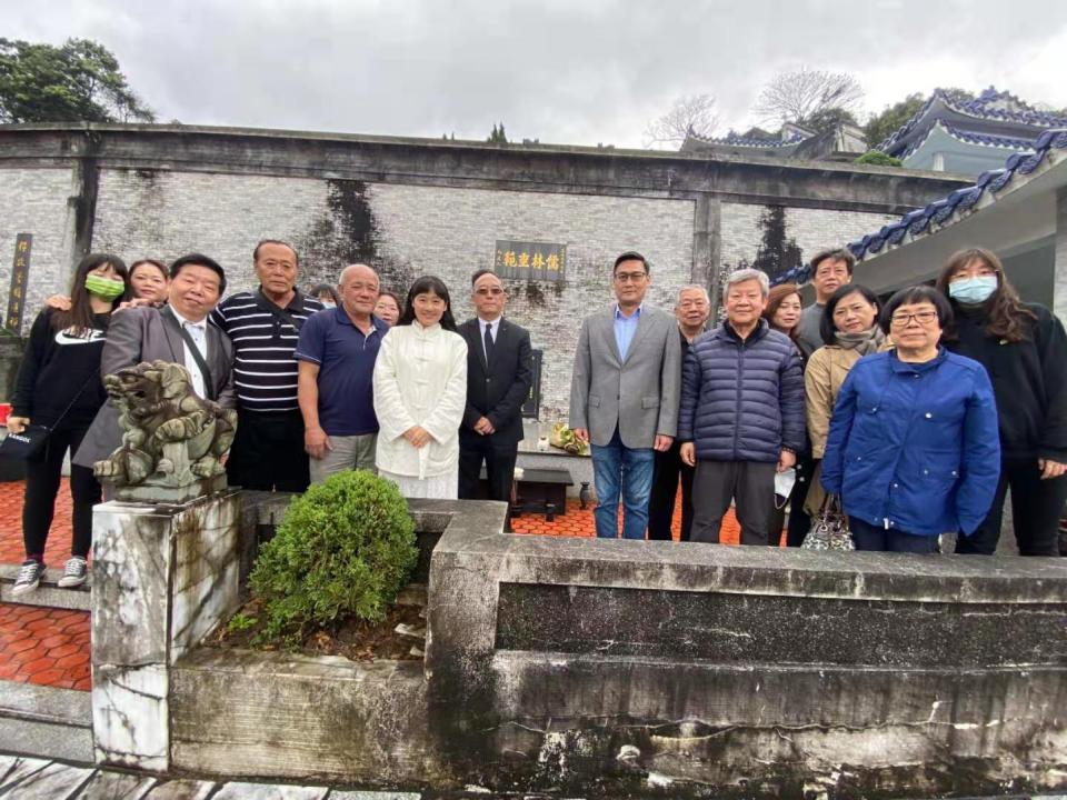 台湾孔子后裔纪念孔德成先生百秩晋一冥诞