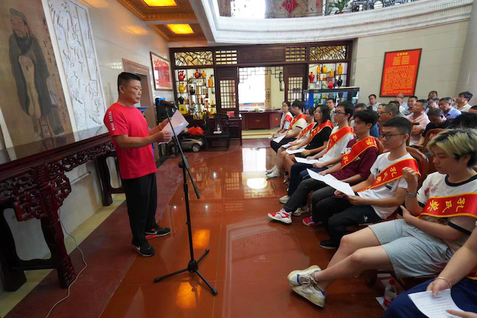 学子上岸 高飞远翔｜广西玉林市孔子后裔举行2023年奖学活动