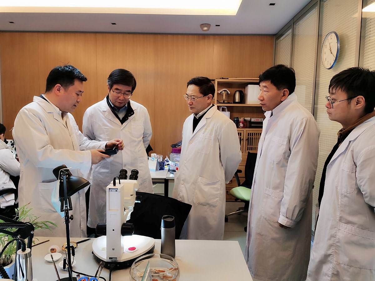 中国珠宝玉石首饰行业协会会长叶志斌一行莅临孔氏珐琅